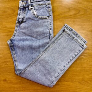 ⁦بنطلون جينز ازرق فاتح ZARA⁩ - الصورة ⁦1⁩