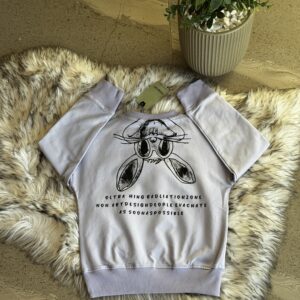 ⁦سويتشيرت برسمة أرنب – لمسة من الأناقة والراحة⁩ - الصورة ⁦2⁩